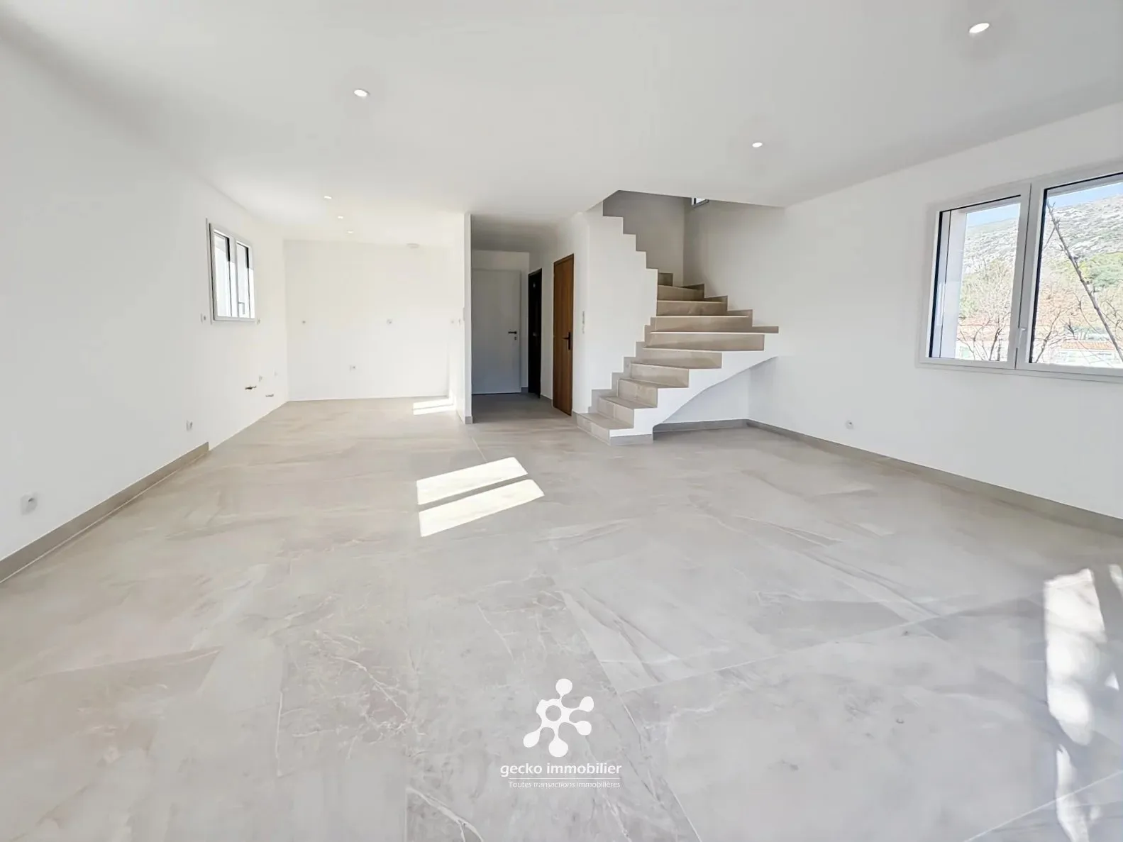 maison/villa 4 pièces à Tourrette-Levens (06690) — photo 3