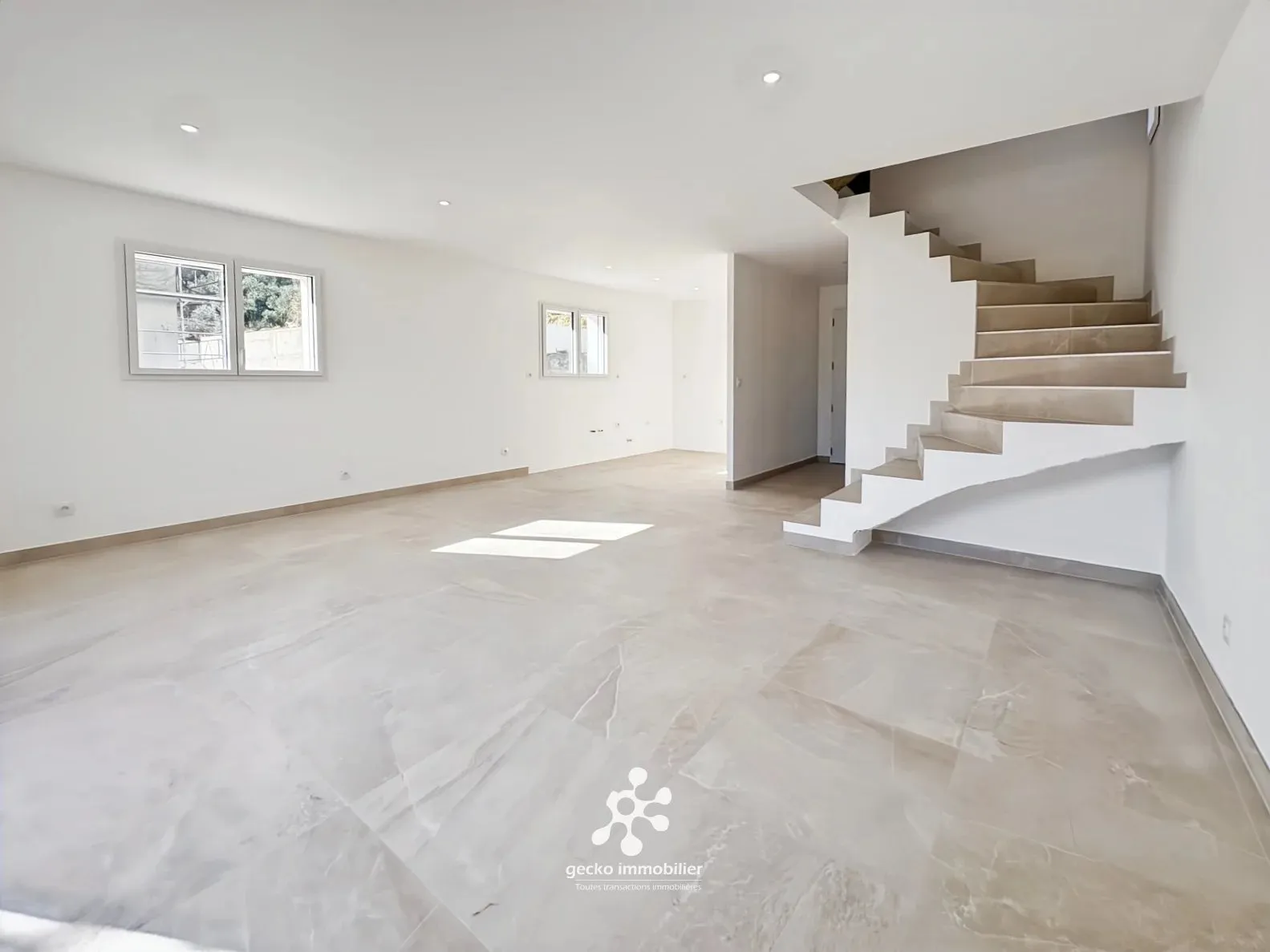 maison/villa 4 pièces à Tourrette-Levens (06690) — photo 2