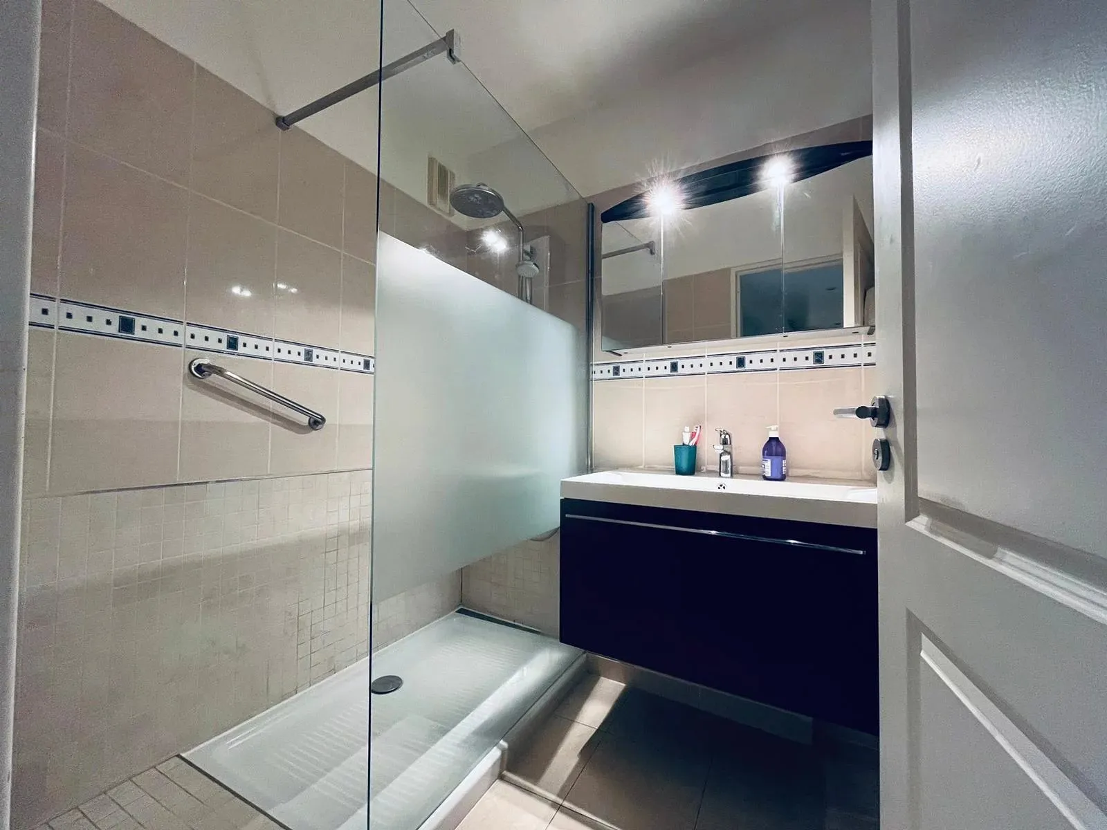 appartement 3 pièces à Cagnes-sur-Mer (06800) — photo 4
