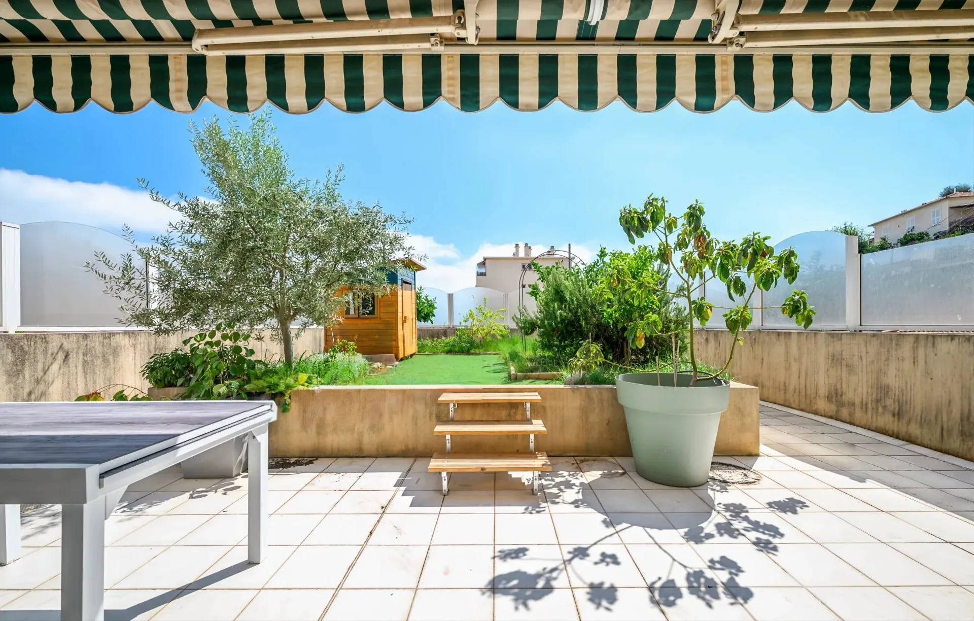 appartement 4 pièces à Menton (06500) — photo 2