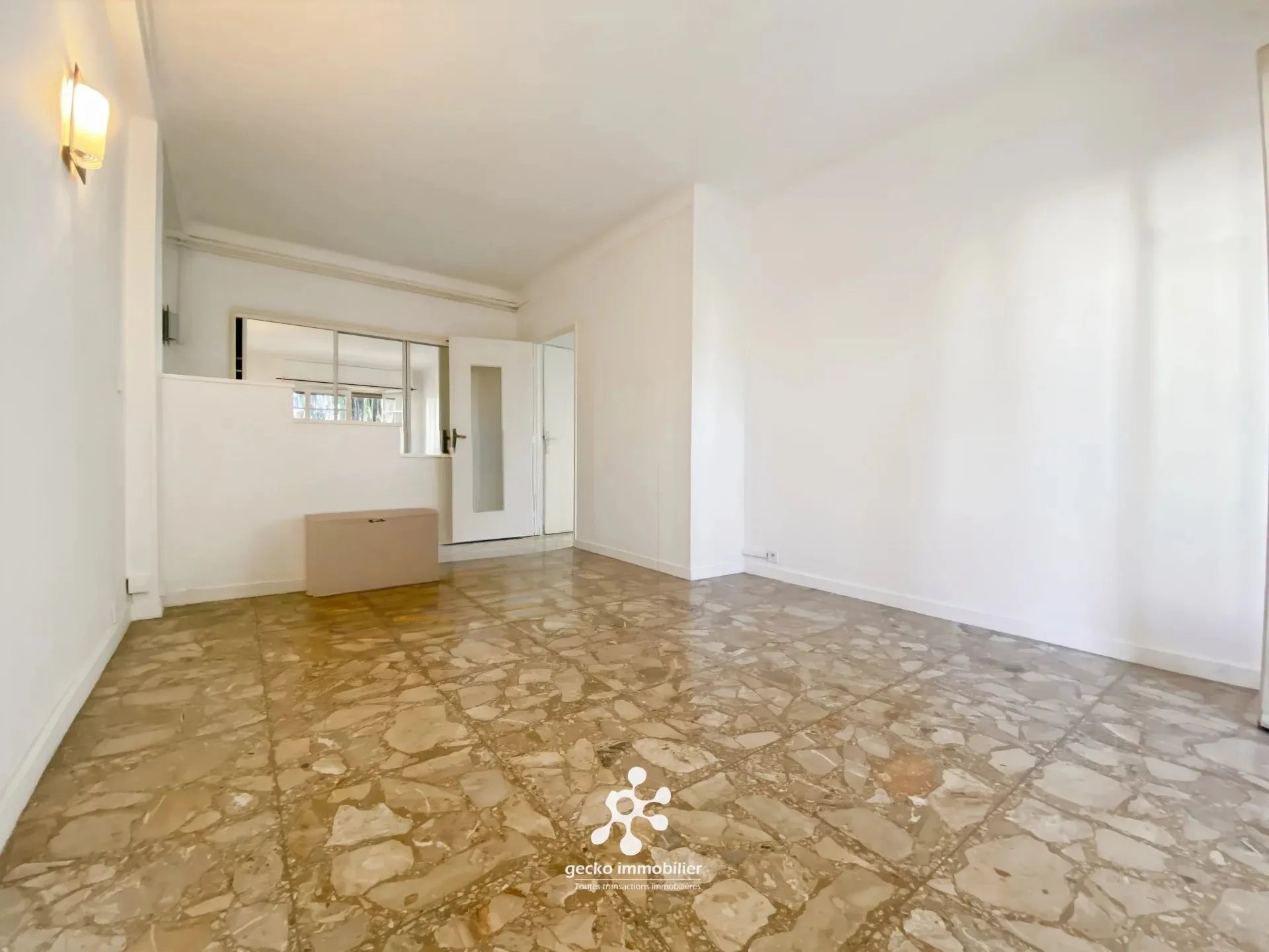 appartement 2 pièces à Nice (06100) — photo 4