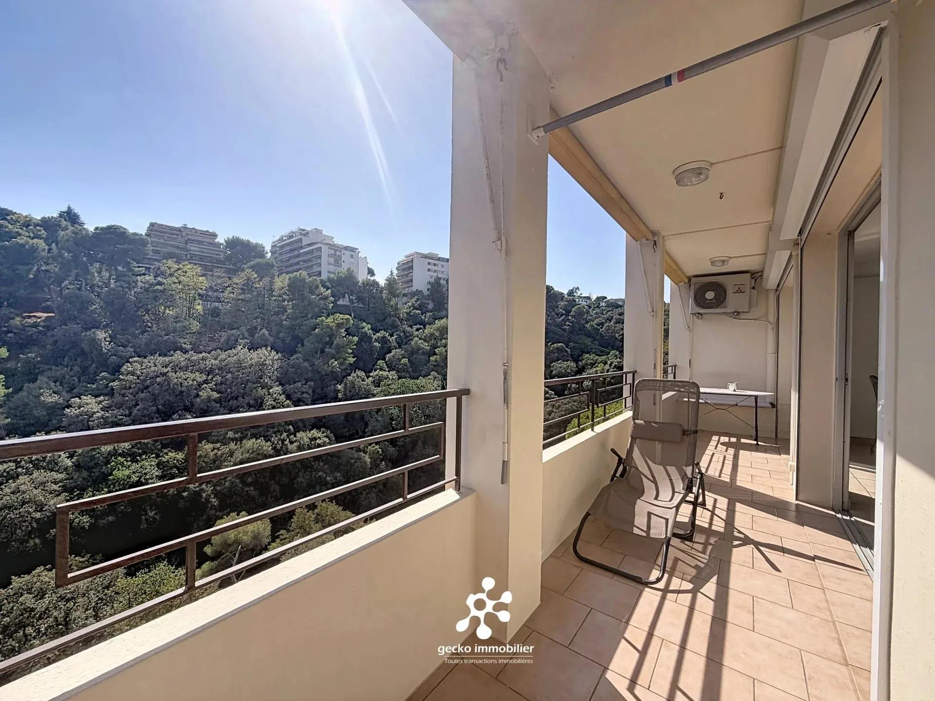 appartement 4 pièces à Nice (06200) — photo 2
