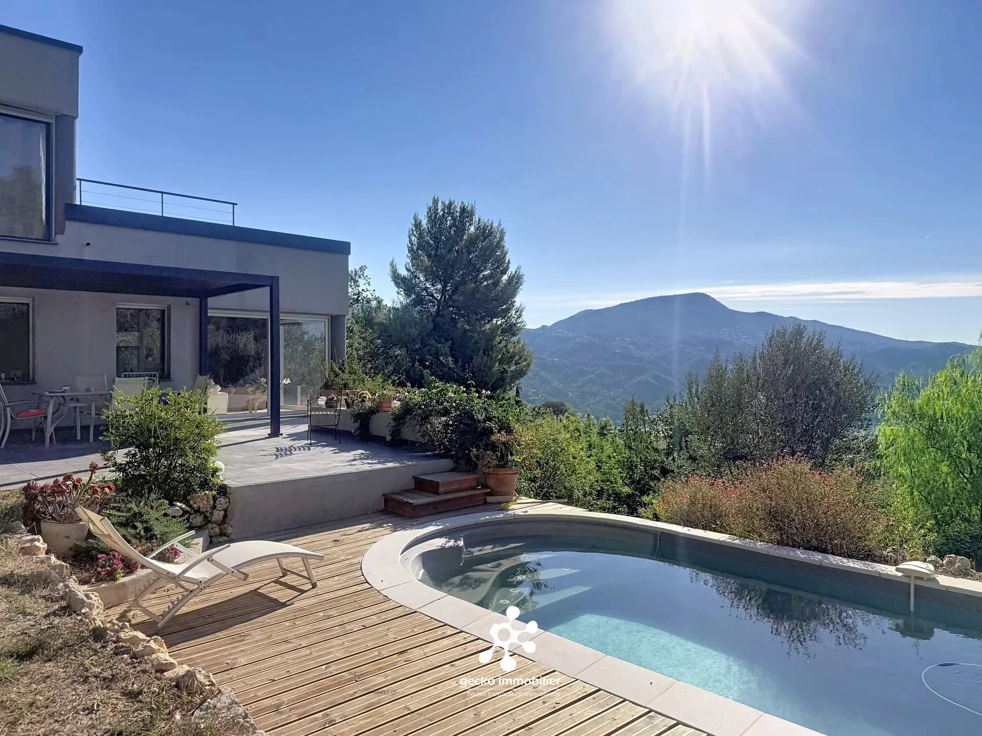 maison/villa 7 pièces à Carros (06510) — photo 3