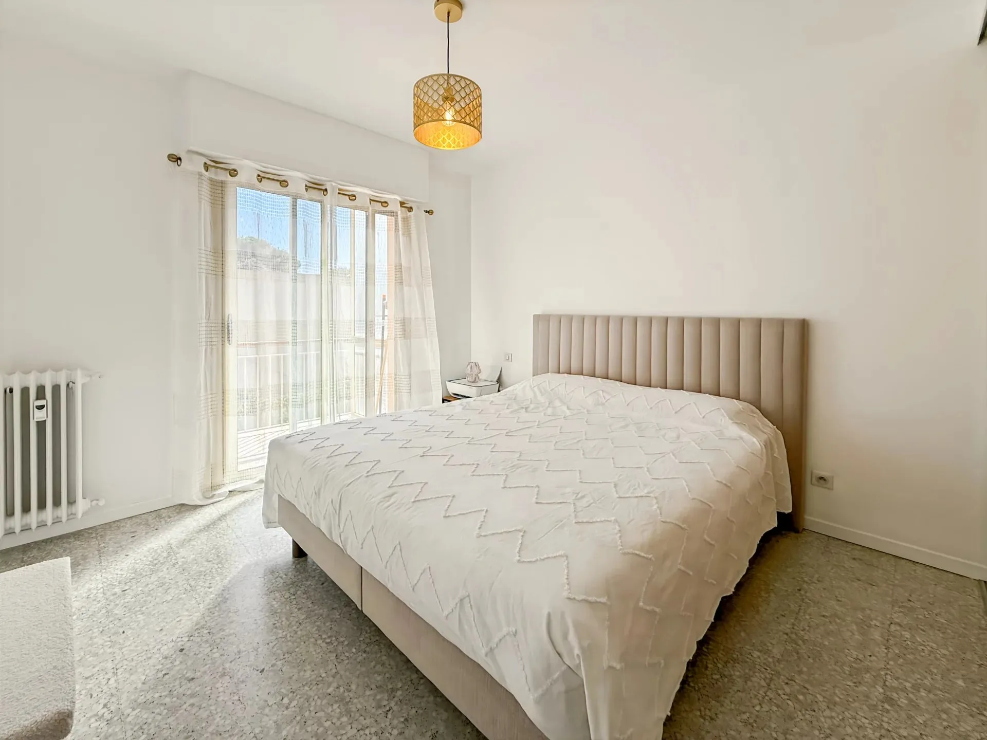 appartement 3 pièces à Cagnes-sur-Mer (06800) — photo 4