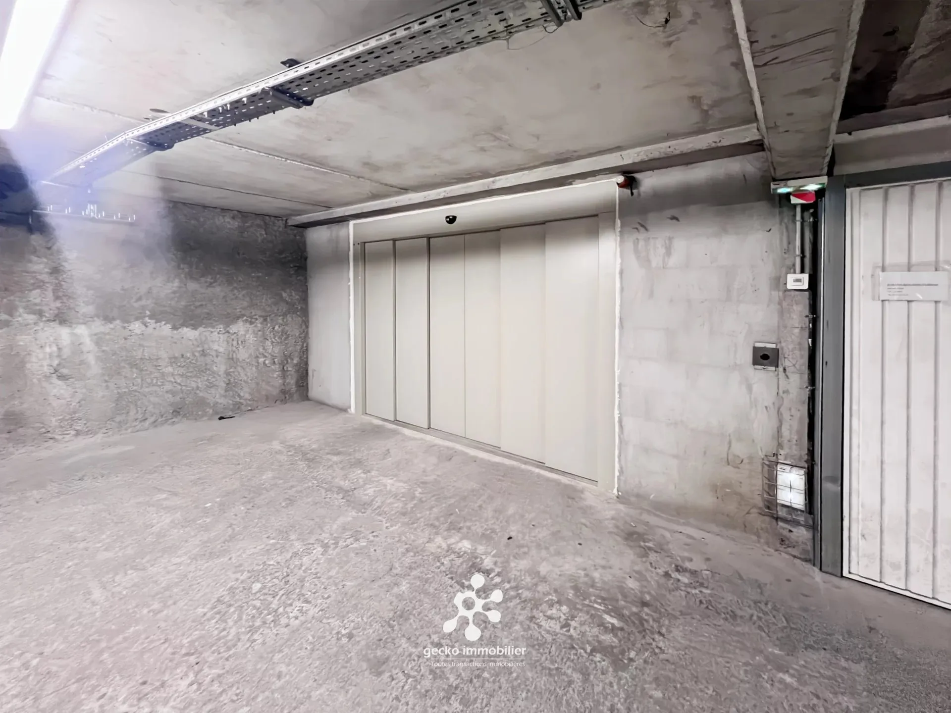 parking/box à Nice (06000) — photo 2