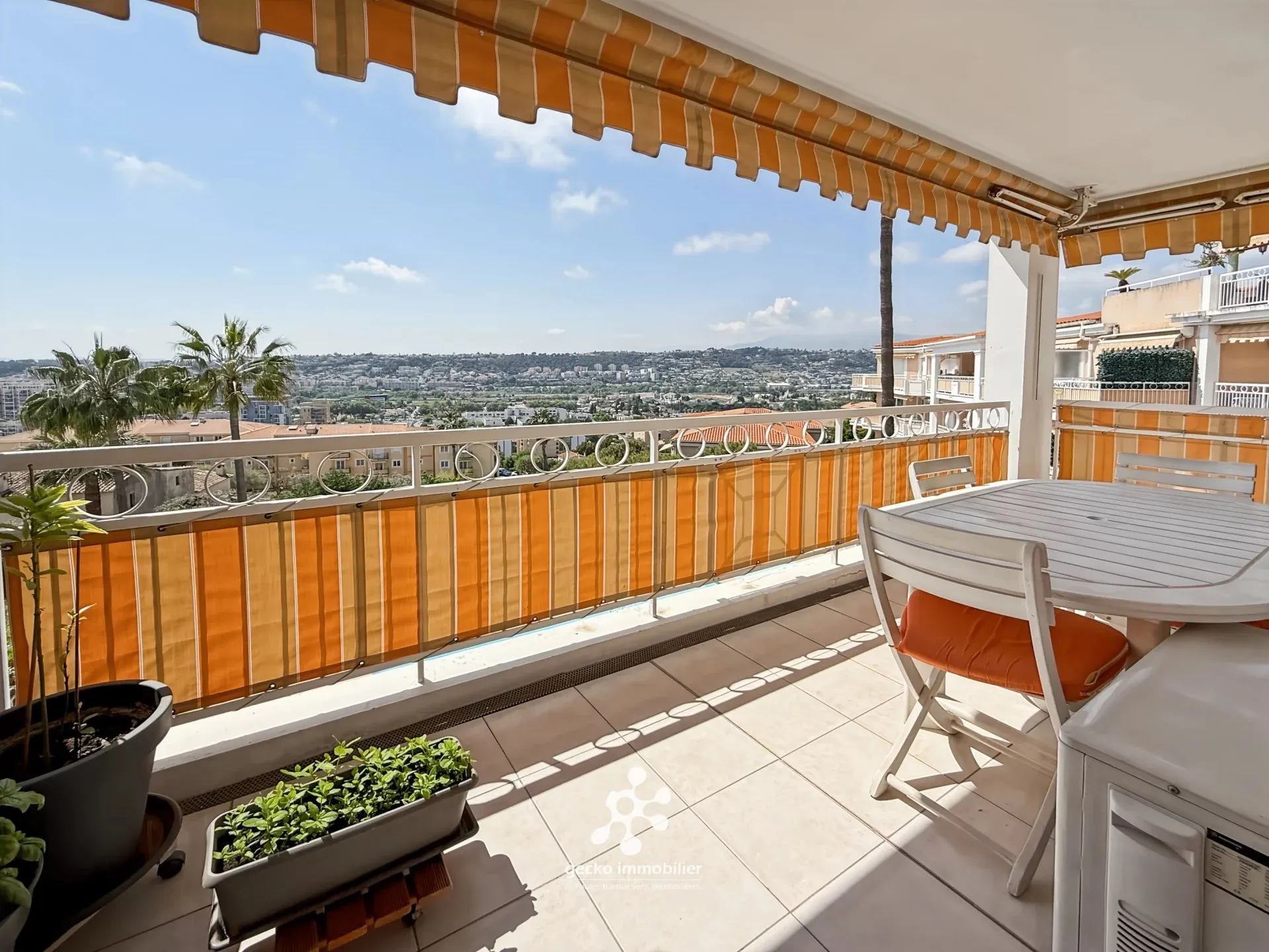appartement 4 pièces à Nice (06200) — photo 2