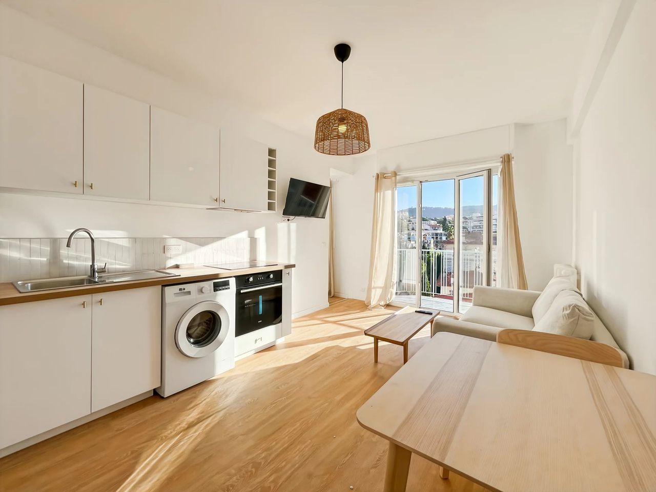 NICE BORRIGLIONE - 2 Pièces meublés - 970€/mois CC