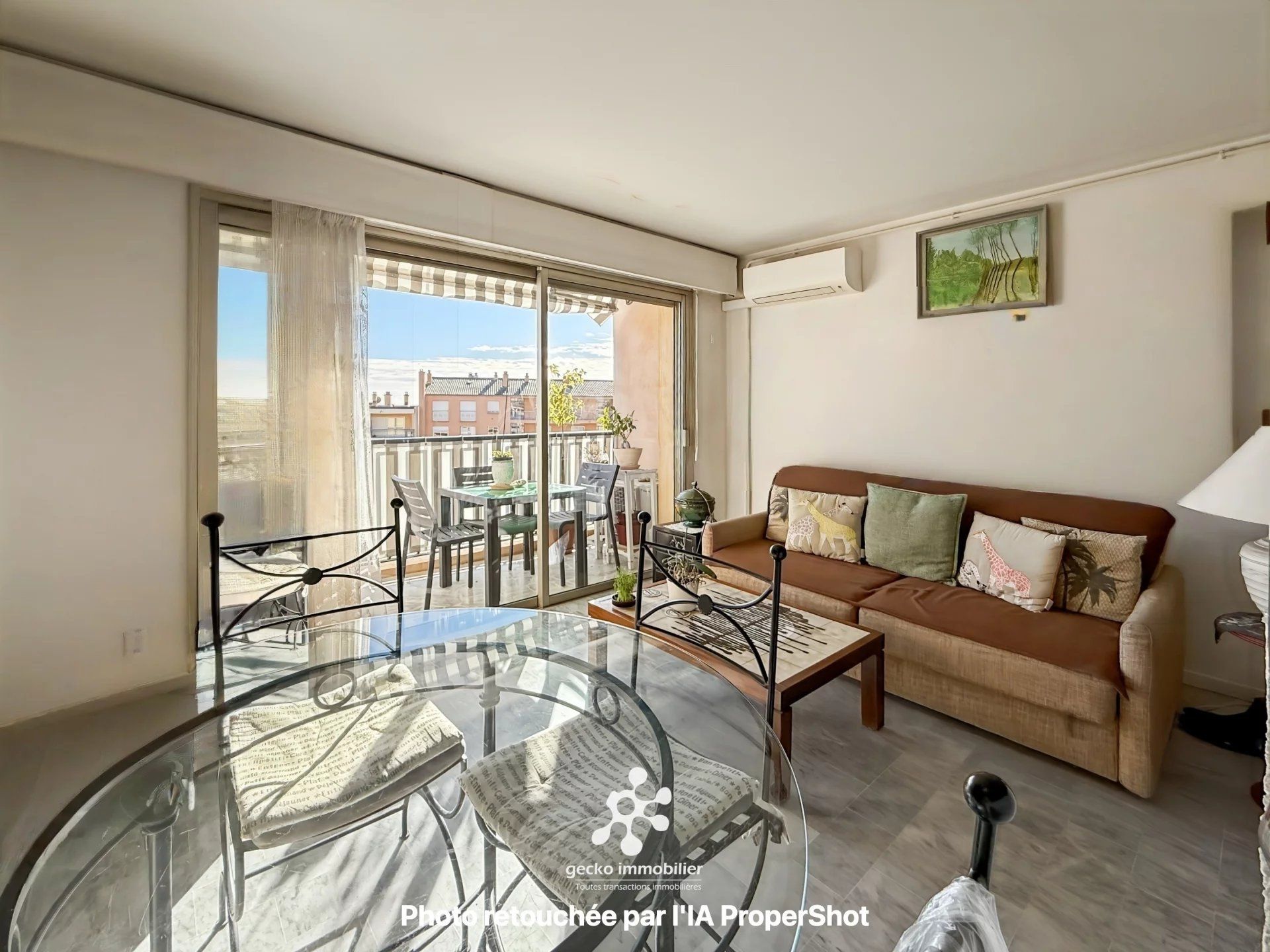 Studio en plein centre ville de Vence